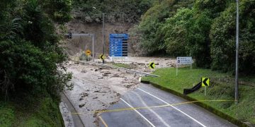 Nuevo derrumbe en ruta alterna tras cierre de vía Bogotá – Villavicencio