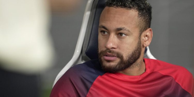 Oficial: Neymar es jugador del Al Hilal y ganará 100 millones de euros por año