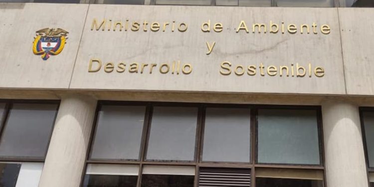 Renuncias en Minciencias alertan sobre acoso laboral en la cartera