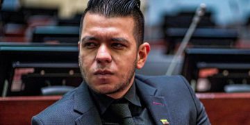 “Pura hipocresía, creo que reducción de salarios a congresistas se va a hundir”, asegura Jota Pe Hernández