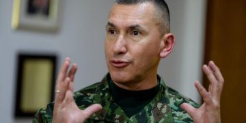 Por presunto ocultamiento de información sobre posibles atentados, Procuraduría abrió indagación al comandante del Ejército