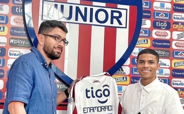 José Enamorado firmó con Junior y jugará con el 99