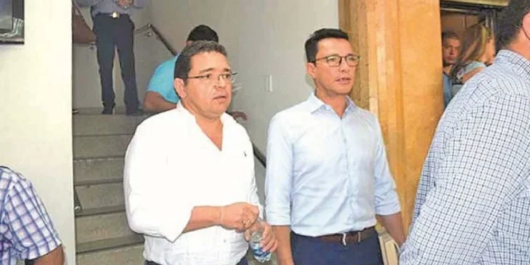 Cargos a los exalcaldes de Santa Marta, Carlos Caicedo Omar y Rafael Martínez, por presuntas irregularidades en la construcción de 15 parques