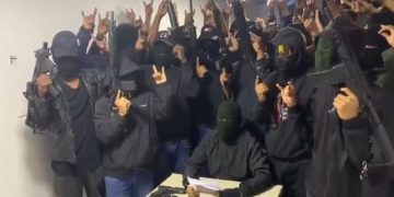 ‘Los Lobos’ se atribuyen asesinato de candidato presidencial Fernando Villavicencio, en Ecuador