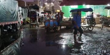 Aguas residuales y malos olores aquejan a comerciantes en Barranquillita