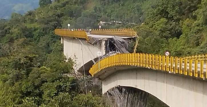 Colapsó el puente “Los grillos”  sector del Cusiana que comunica a Sogamoso con Aguazul