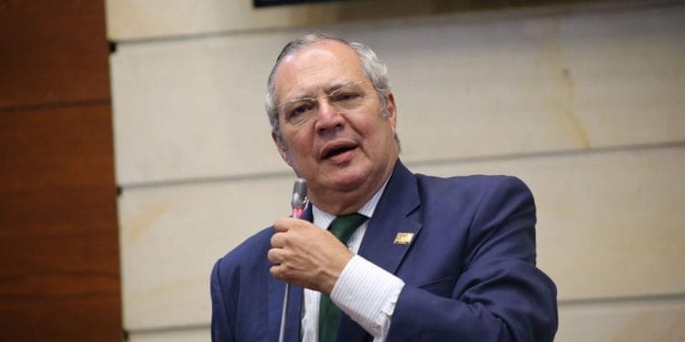 Como presidente del Congreso velaré por la democracia, los deberes constitucionales y legales: Iván Name