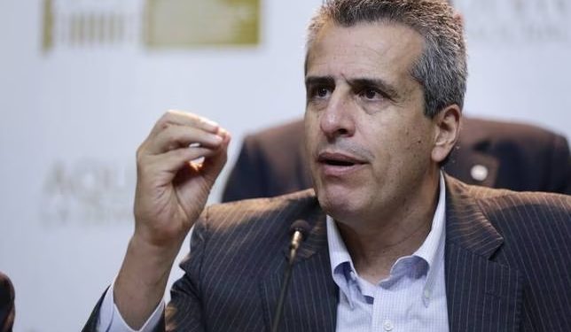 Ante recientes declaraciones, gobernadores piden a Petro cambiar al ministro del Interior 