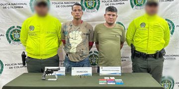 Capturan a dos sujetos que utilizaban un taxi para cometer atracos y robar cadenas de oro