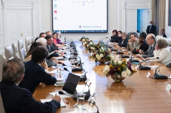 Petro advierte “revolcón” en su gabinete si no mejora ejecución presupuestal