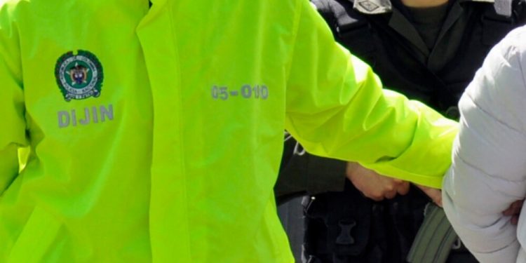 Capturan a policías involucrados en chuzadas a extrabajadoras de Laura Sarabia