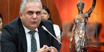 Senador John Moisés Besaile, acusado por firmar resolución con supuesta información falsa, en contexto de corrupción en contratos de Córdoba