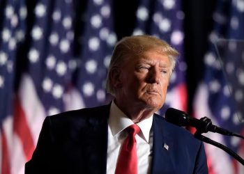 Trump debe ser fichado en prisión y se debe entregar a las autoridades en una semana