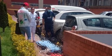 Murió mujer tras caer de un edificio en Bogotá en medio del temblor que sacudió al país