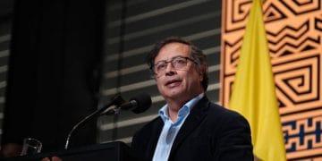 50% de los colombianos cree que Petro sí tiene conflicto de interés en elección del fiscal