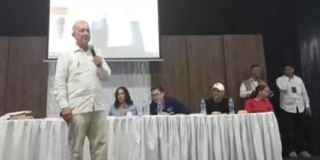 Álvaro Uribe preocupado por nuevo texto presentado ante el Congreso; “No pueden promover la huelga en la reforma laboral”