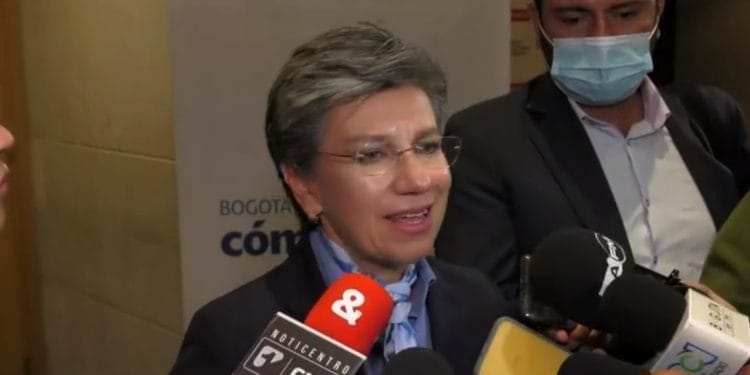 “No rogaremos por seguridad y justicia. Que nos dejen crear nuestra propia Policía Local”: alcaldesa Claudia López al Gobierno Petro