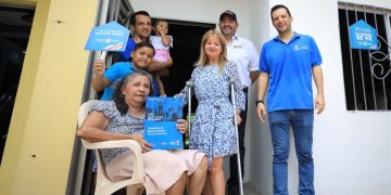 Gobernadora del Atlántico entregó 169 títulos de vivienda a familias de Sabanagrande