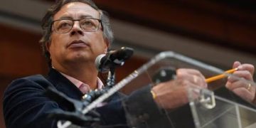 Petro alcanza 63% de impopularidad, el punto más alto de desaprobación desde que es Presidente