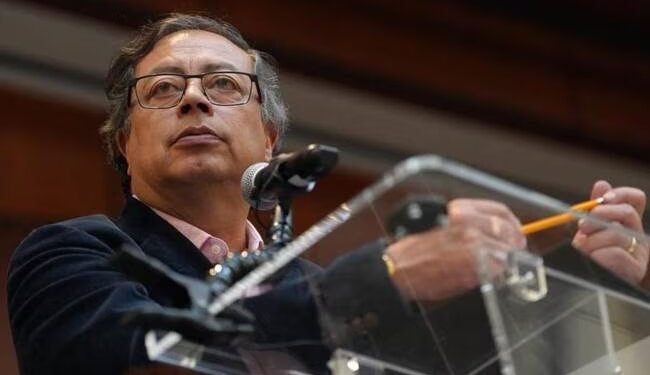 Petro alcanza 63% de impopularidad, el punto más alto de desaprobación desde que es Presidente