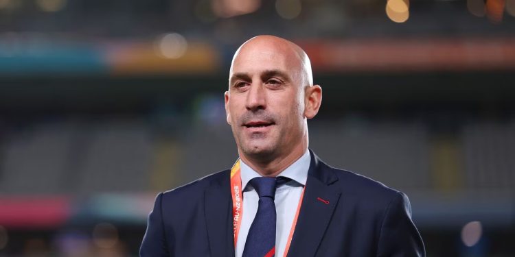 Luis Rubiales, presidente de la Federación Española de Futbol, inhabilitado durante 90 días por la FIFA