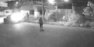 Delincuentes balean una casa y mueren tras olvidar una granada activa en su carro