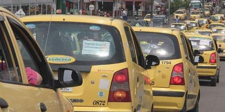 Ni a $100.000 llegaría la compensación para taxis, y en cambio, dejaría un hueco en finanzas públicas