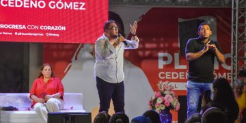 Mujeres porteñas firman pacto por la reivindicación y garantía de sus derechos con el candidato a la Alcaldía, Plinio Cedeño Gómez