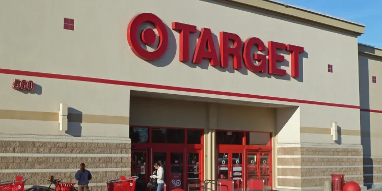 Target cierra nueve grandes tiendas en EE.UU. debido a incremento en robos