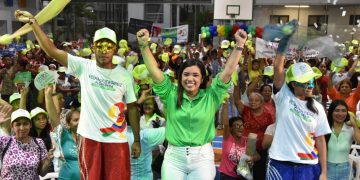 En evento multitudinario, Elvira Gutiérrez presentó sus propuestas para las mujeres soledeñas