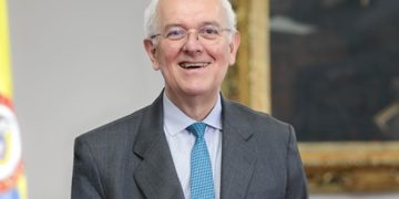 “Me parece ridículo”: exministro Ocampo sobre subsidio a taxis