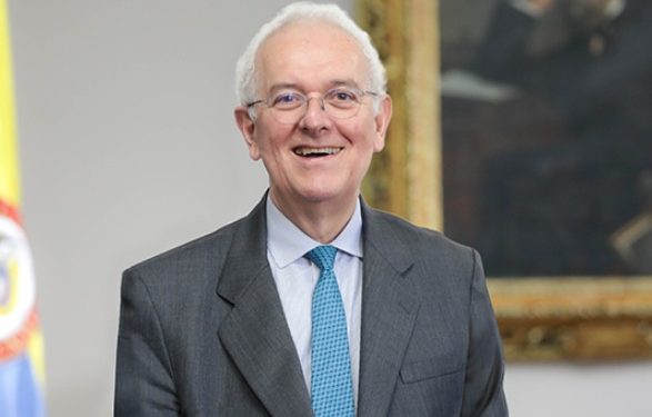 “Me parece ridículo”: exministro Ocampo sobre subsidio a taxis