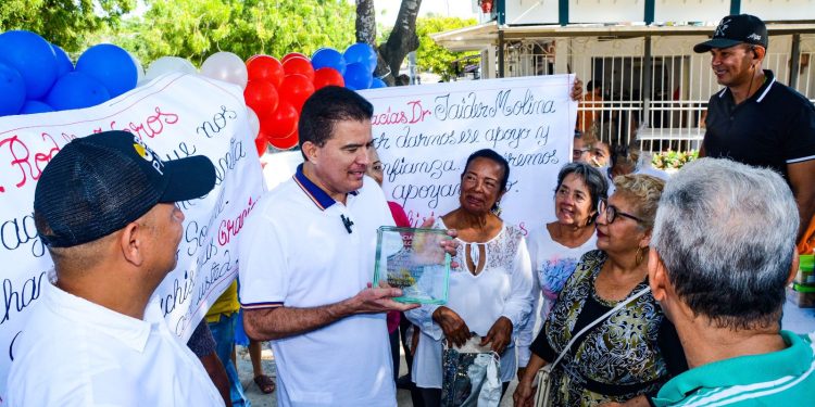 Pavimentación del boulevard principal de Los Robles facilita la movilidad en cinco barrios del noroccidente de Soledad