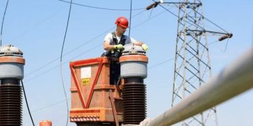 Pronostican que el kilovatio/hora estará por encima de los $1.200 al finalizar el año