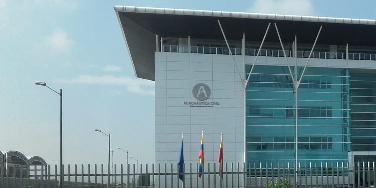 Procuraduría formuló cargos al exdirector de la Aeronáutica Civil por presunta omisión en concurso de méritos