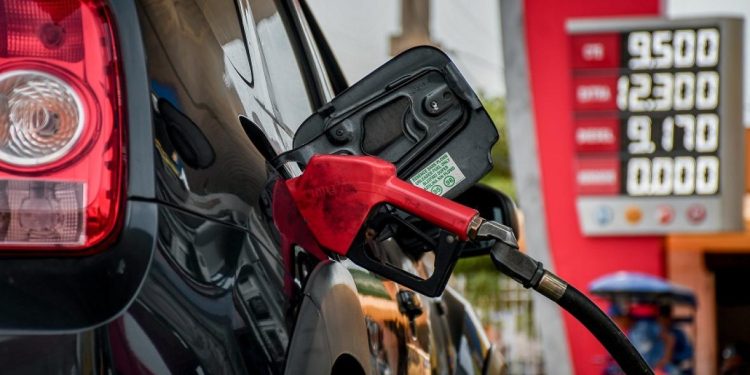 Con el aumento de $400, precio de la gasolina en Barranquilla quedó en $14.044 el galón