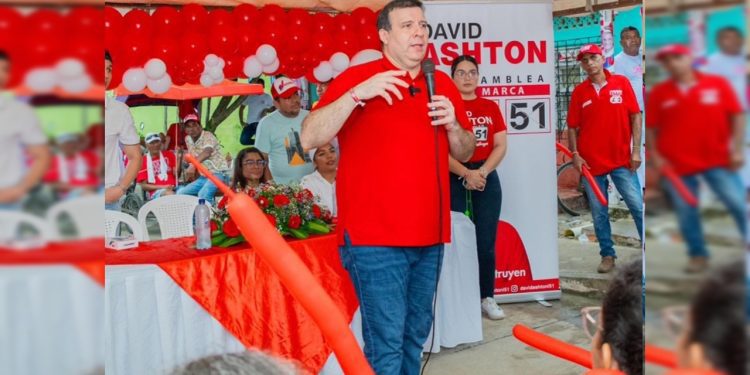 David Ashton lidera  estrategia para mejorar la conectividad vial en el Atlántico