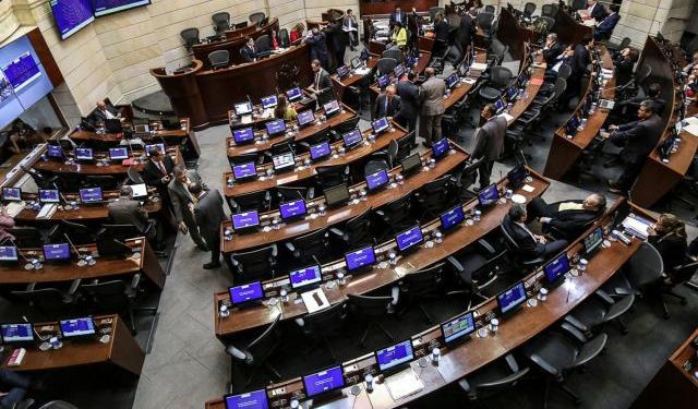 Debate de reforma a la salud se reanudará en la Cámara este miércoles 1 de noviembre