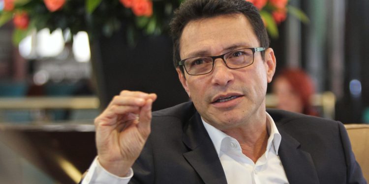 Procuraduría investigará al gobernador del Magdalena por posible participación en política