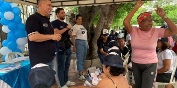 “En cada casa donde vamos, nos gusta ayudar a los vendedores del sector y nos gusta escuchar a la comunidad”: Juan José Vergara