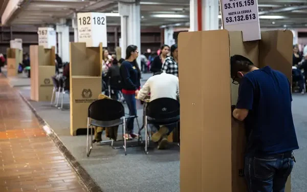 Gobierno aclara decreto de elecciones: No hay censura de prensa, podrán acudir libremente a puestos de votación 