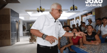 Joao Herrera propone casas de refugio para mujeres maltratadas por su pareja, en Soledad