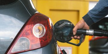 En noviembre subiría el precio de la gasolina en 13 ciudades de Colombia