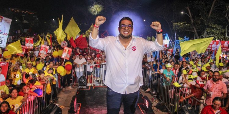 Con más de 12 mil personas, Plinio Cedeño realizó su cierre de campaña en Puerto Colombia