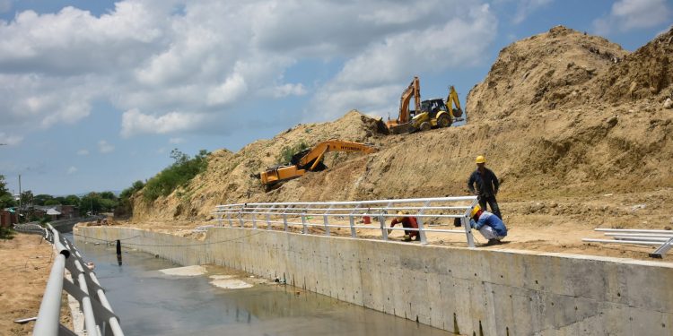 Con canalización del arroyo Salao II, Distrito le devuelve la tranquilidad a habitantes del suroccidente de Barranquilla