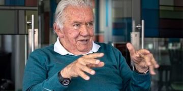 “No podemos permitir que dejen al país sin un sistema de salud porque un grupo de atravesados se empeñan en destruir”: Rudolf Hommes