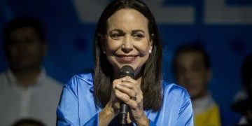 Tras arrasar en las primarias, Machado se compromete a sacar a Maduro del poder