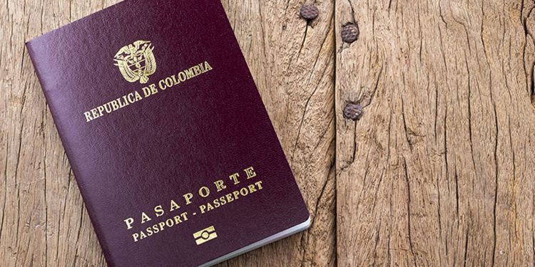Cancillería considera extender contrato con Thomas Greg & Sons para la emisión de pasaportes