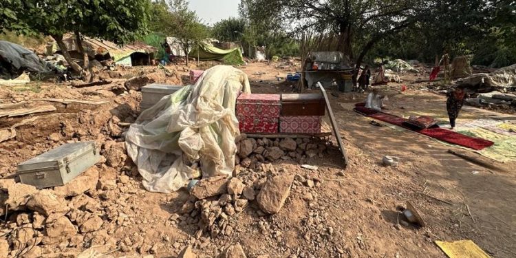 Más de 2.000 muertos y más de 1.200 heridos tras terremotos en Afganistán