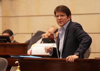 “Gobierno se sigue rajando en ejecución presupuestal”: Miguel Uribe